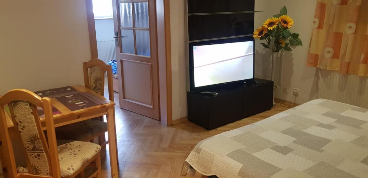 Czerwony Kamien Rubin Apartment Sianozety Exterior foto